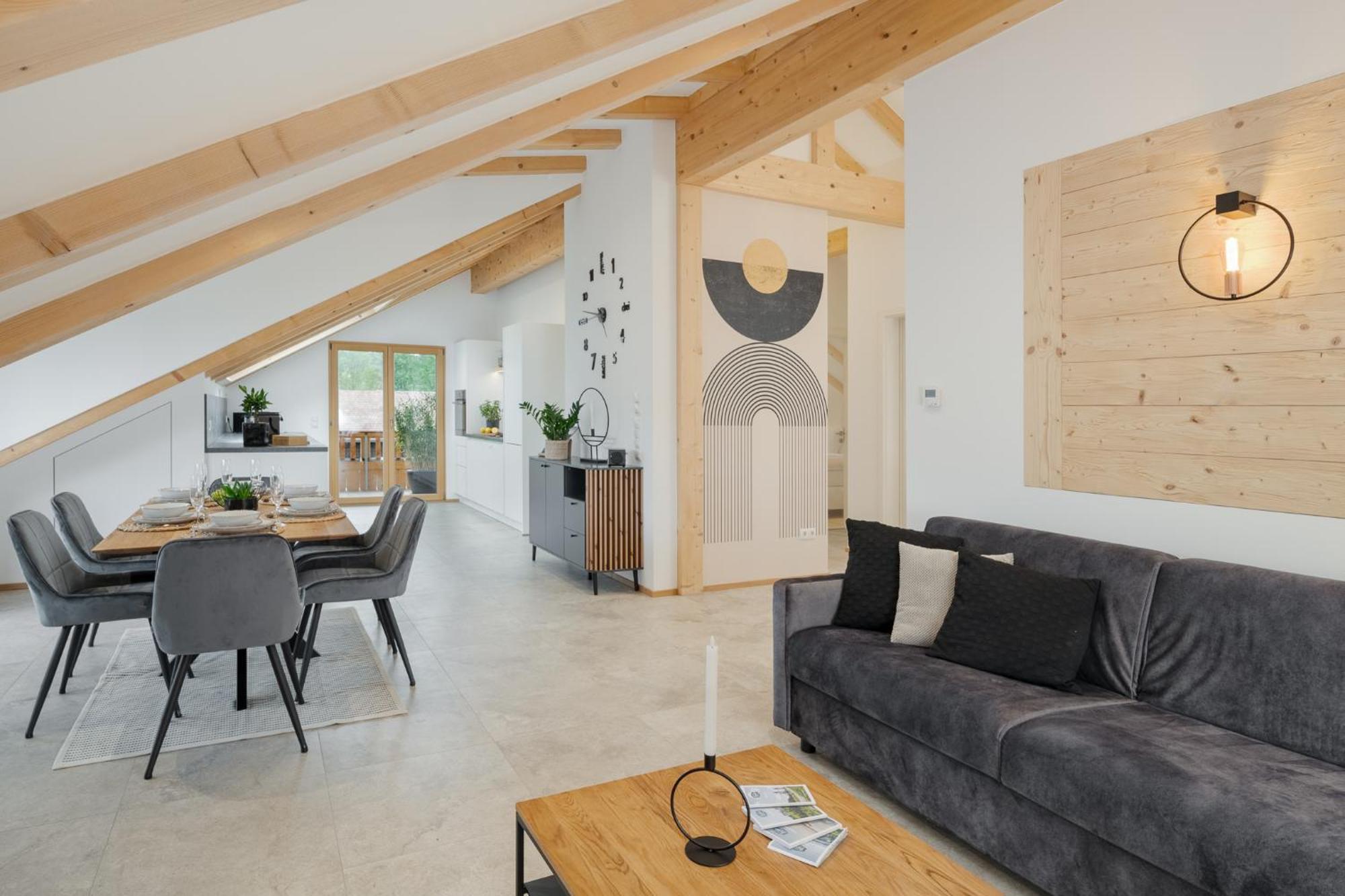 Fenjoy: Ferienapartment Mit Bergblick / Balkon / Bbq 베르나우암히엠지 외부 사진