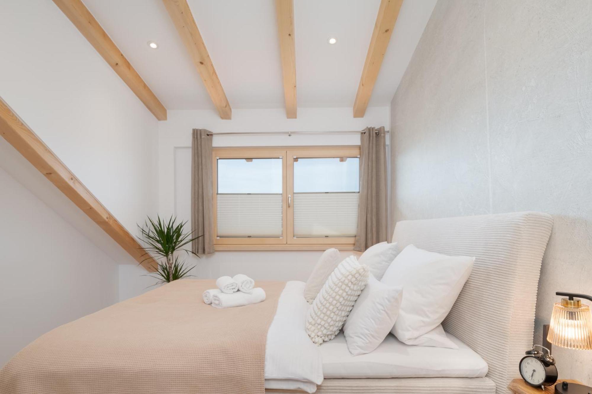Fenjoy: Ferienapartment Mit Bergblick / Balkon / Bbq 베르나우암히엠지 외부 사진
