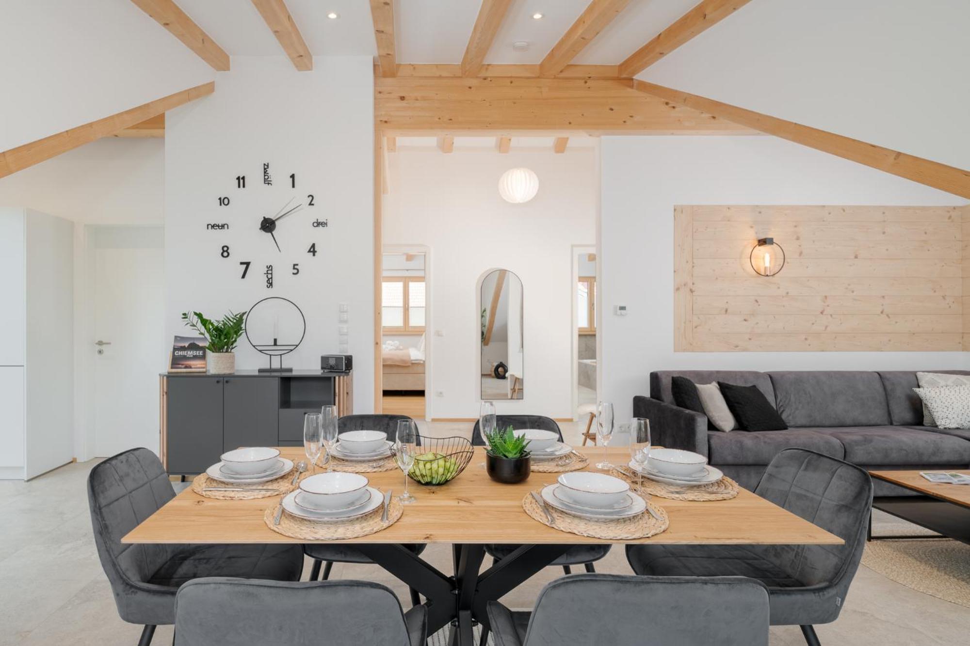 Fenjoy: Ferienapartment Mit Bergblick / Balkon / Bbq 베르나우암히엠지 외부 사진